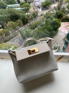 （分類：）位於 。 由 kibby25 提交（商品編號 1248644916，圖片 1）。簡介： 。