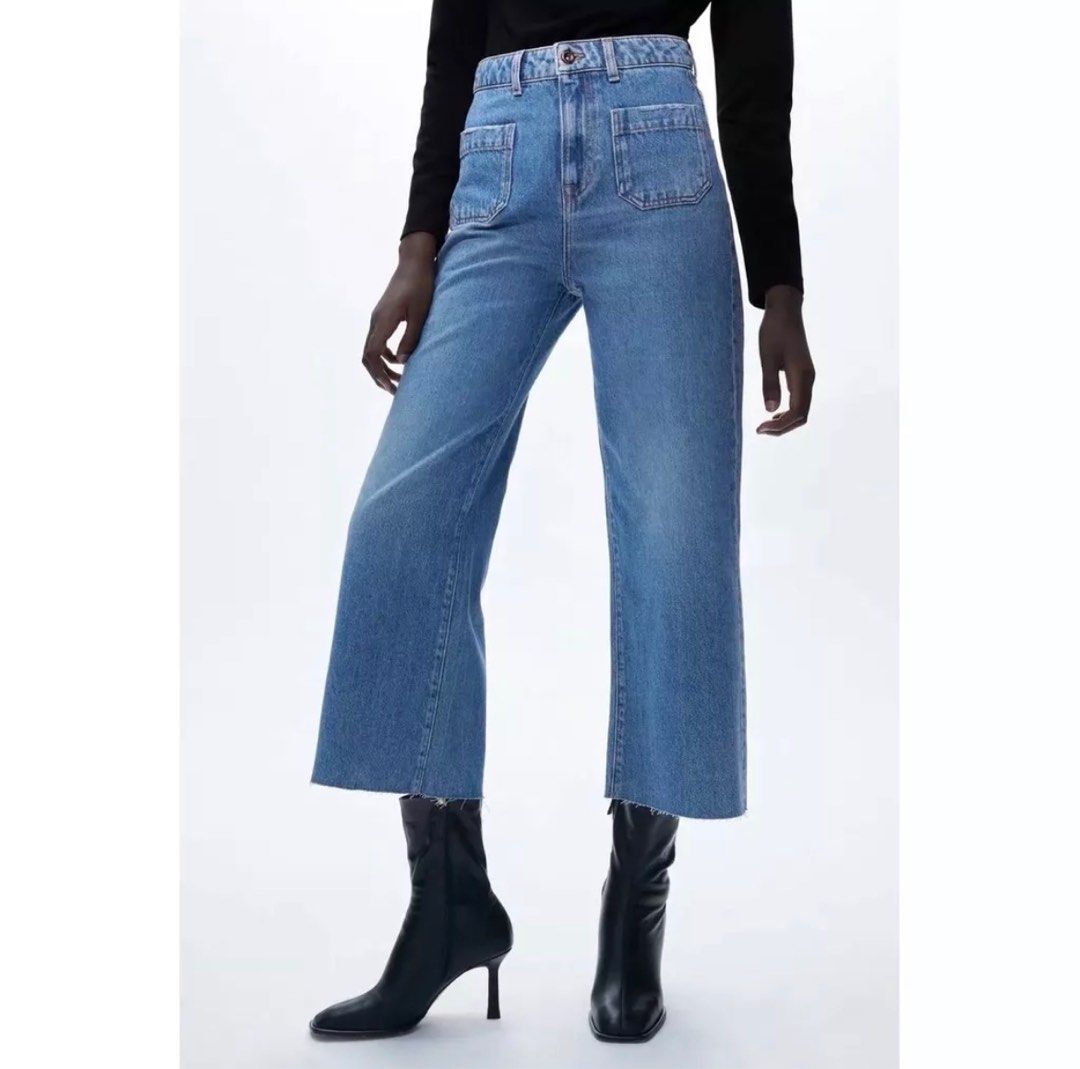 High Waist Wide Leg Jeans (Category: Jeans) located in Mandaluyong City. Submitted by dadsmiddlechild (Listing ID 1248653431, Image 1). Description: 📌PLEASE READ📌 - in good condition! could pass as brand new! - size in 28 inch waist.