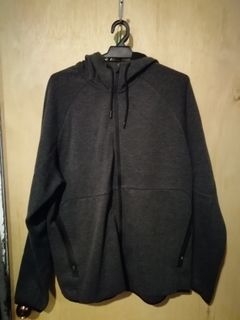 (Category: ) located in . Submitted by ripperpreloved (Listing ID 1248611045, Image 1). Description: .