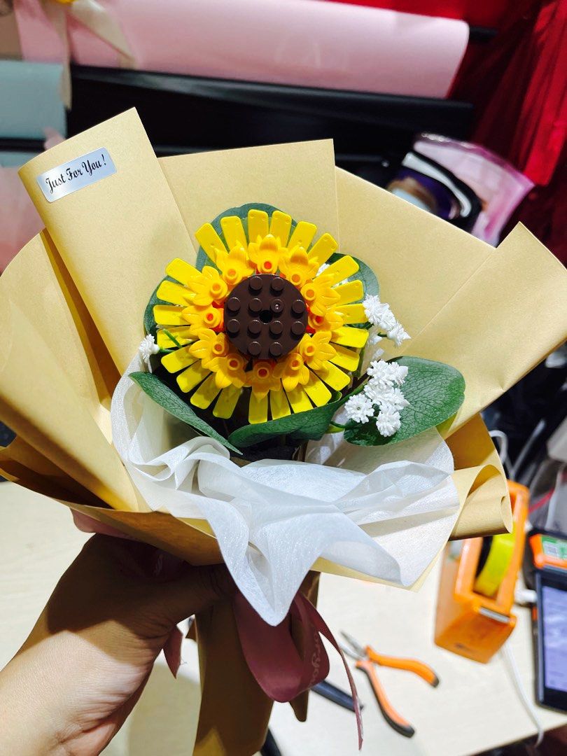 Lego sunflower hotsell