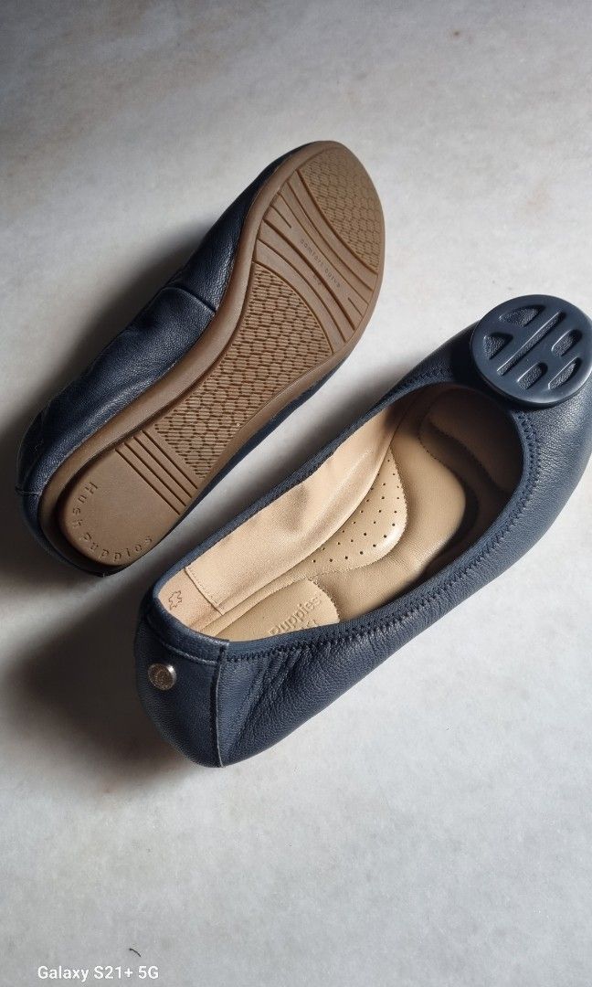 Hush puppies discount flat shoes