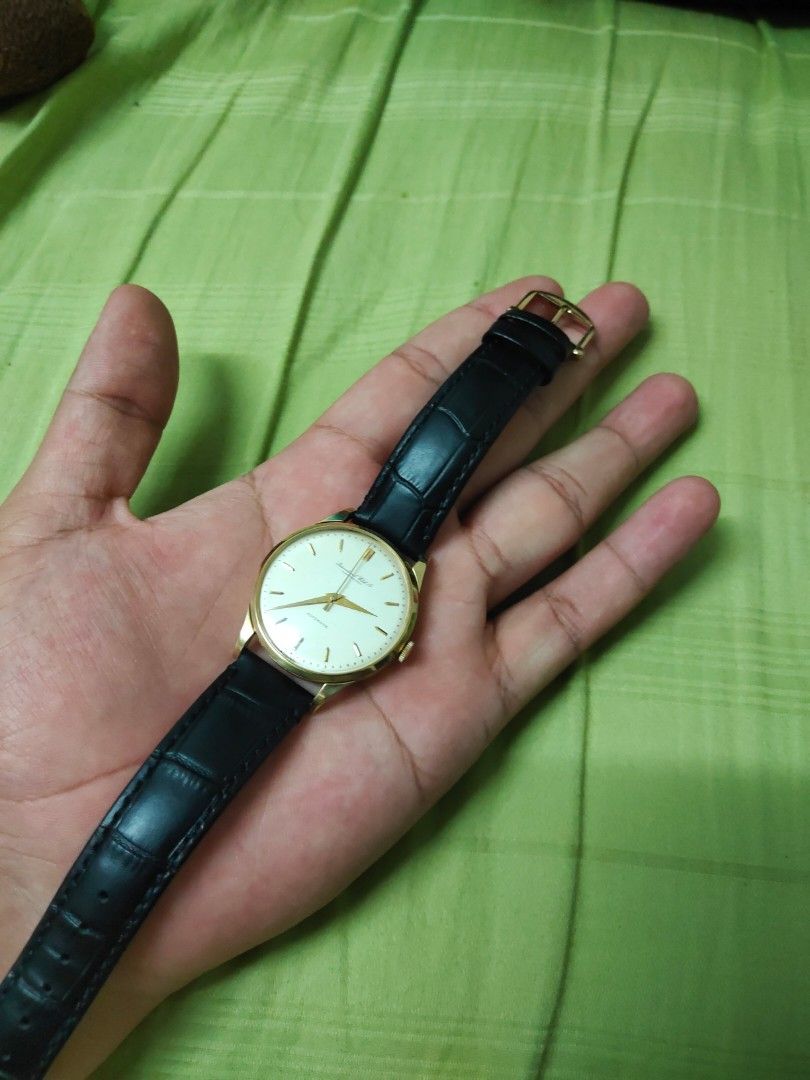 IWC Vintage 18k Automatic Watch, Luxury, Watches on Carousell