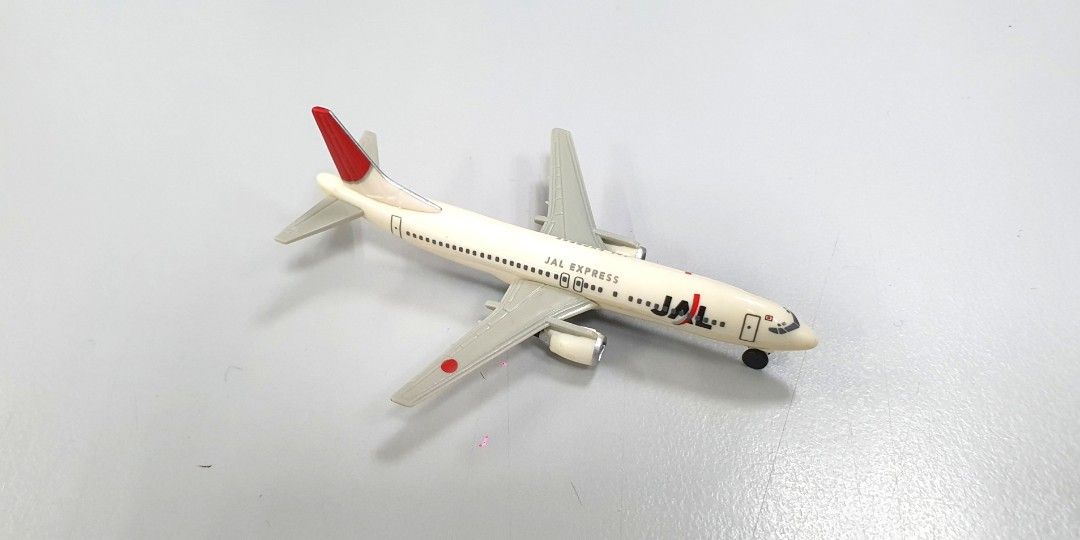 JAL 737-800 1:200 スナップインモデル (完成品飛行機) - ホビーサーチ