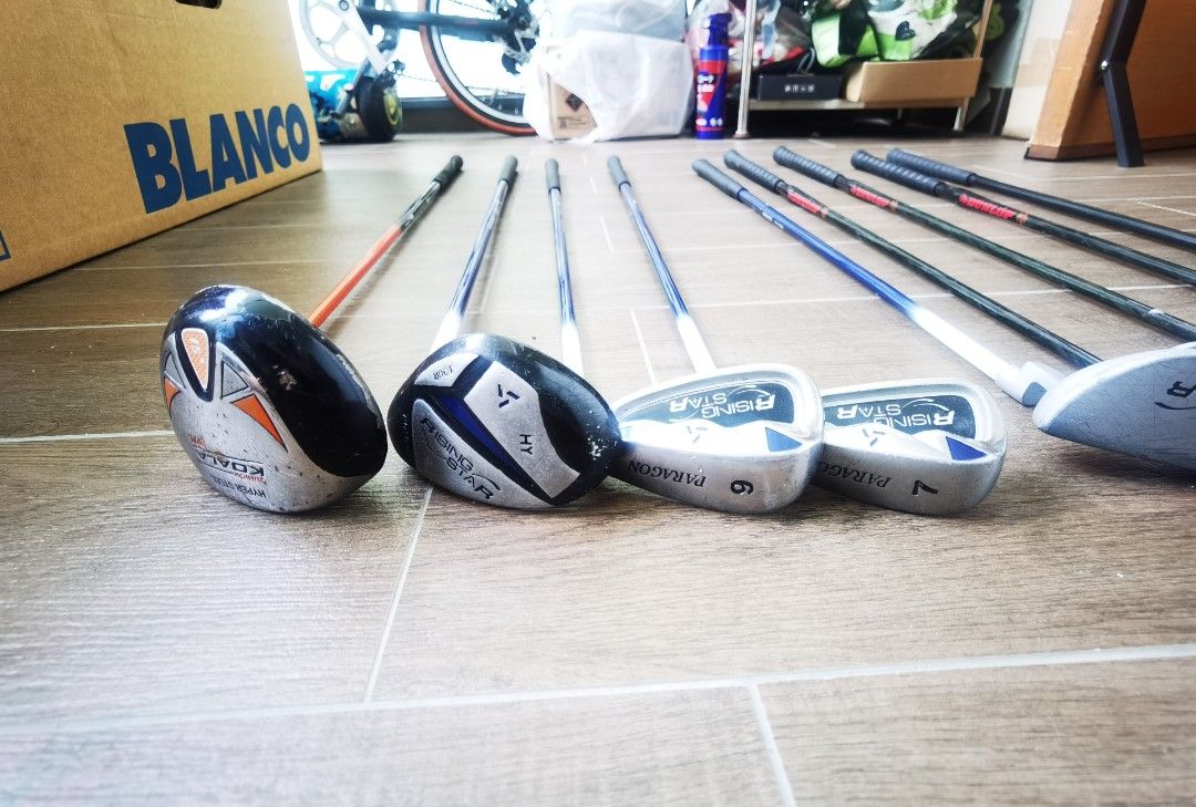 Junior Golf Set g mixture of Rising Star, Koala and Dunlop clubs