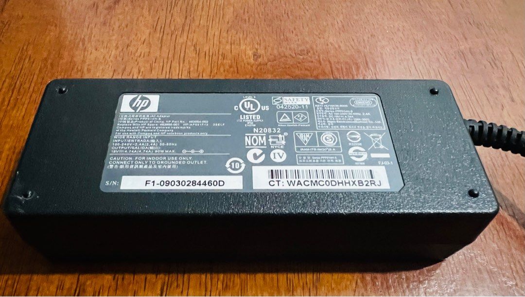 Laptop Adaptor For Sale HP (Category: Cables & Adaptors) located in Manila. Submitted by claire_bo (Listing ID 1248585521, Image 3). Description: HP Ac Adapter Series: PPP014H-S Input: 100-240V ~2.4A (2.4A) 50-60Hz Output: 19V = 4.74A (4.7A) 90W Max Good condition Tested sa laptop Original Hp coz galing Japan pa. Pwedd pick up ang rider Location Taft Rotonda Pasay Meet up Lrt Edsa Station .