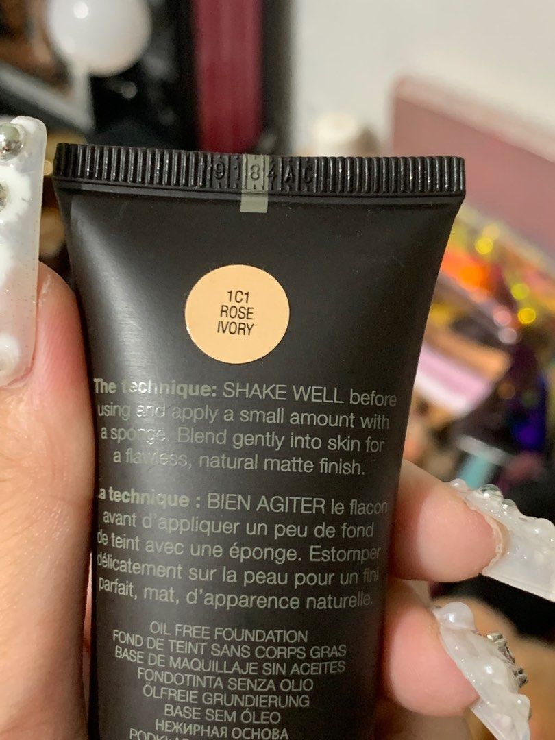 laura mercier silk creme foundation rose ivory