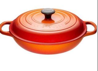LE CREUSET SHALLOW ROUND FRENCH OVEN