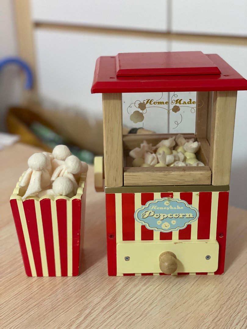 Le Toy Van Popcorn Machine