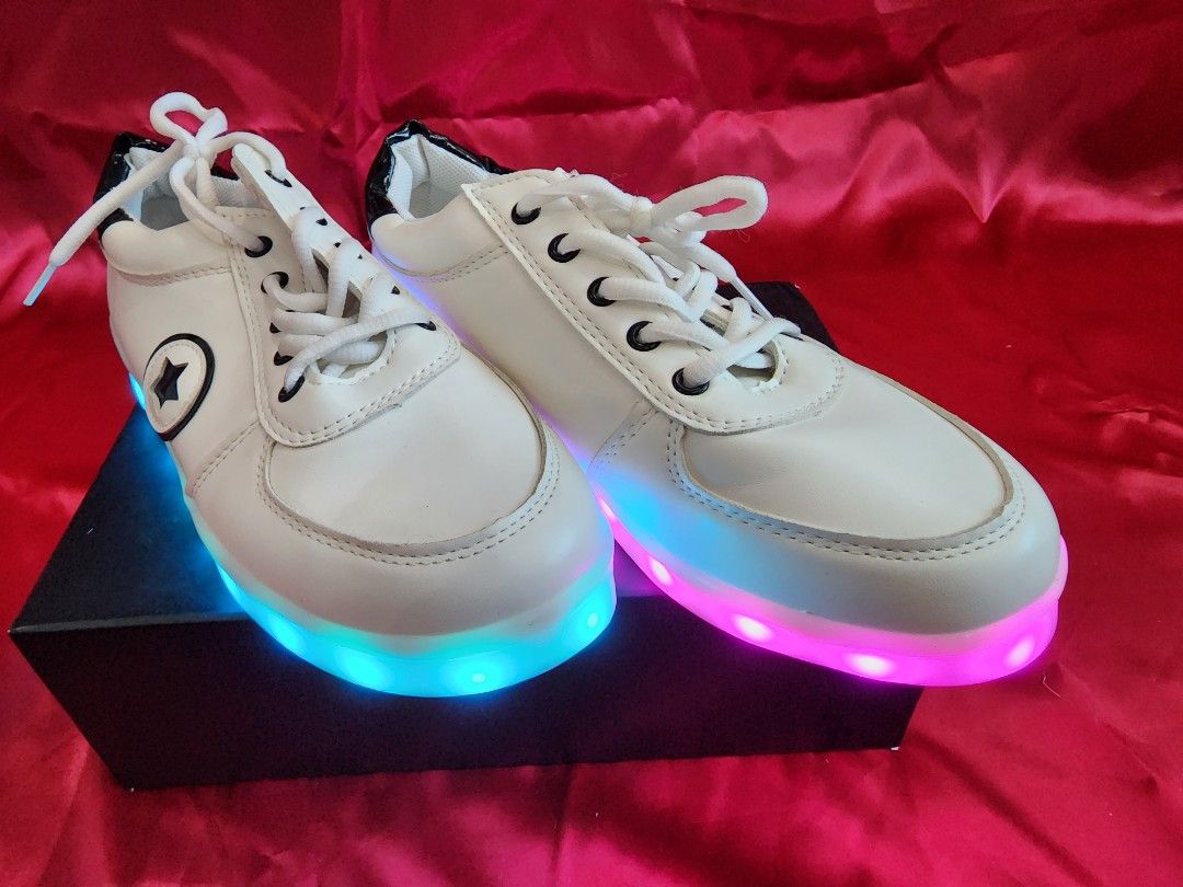 Rechargeable light clearance shoes