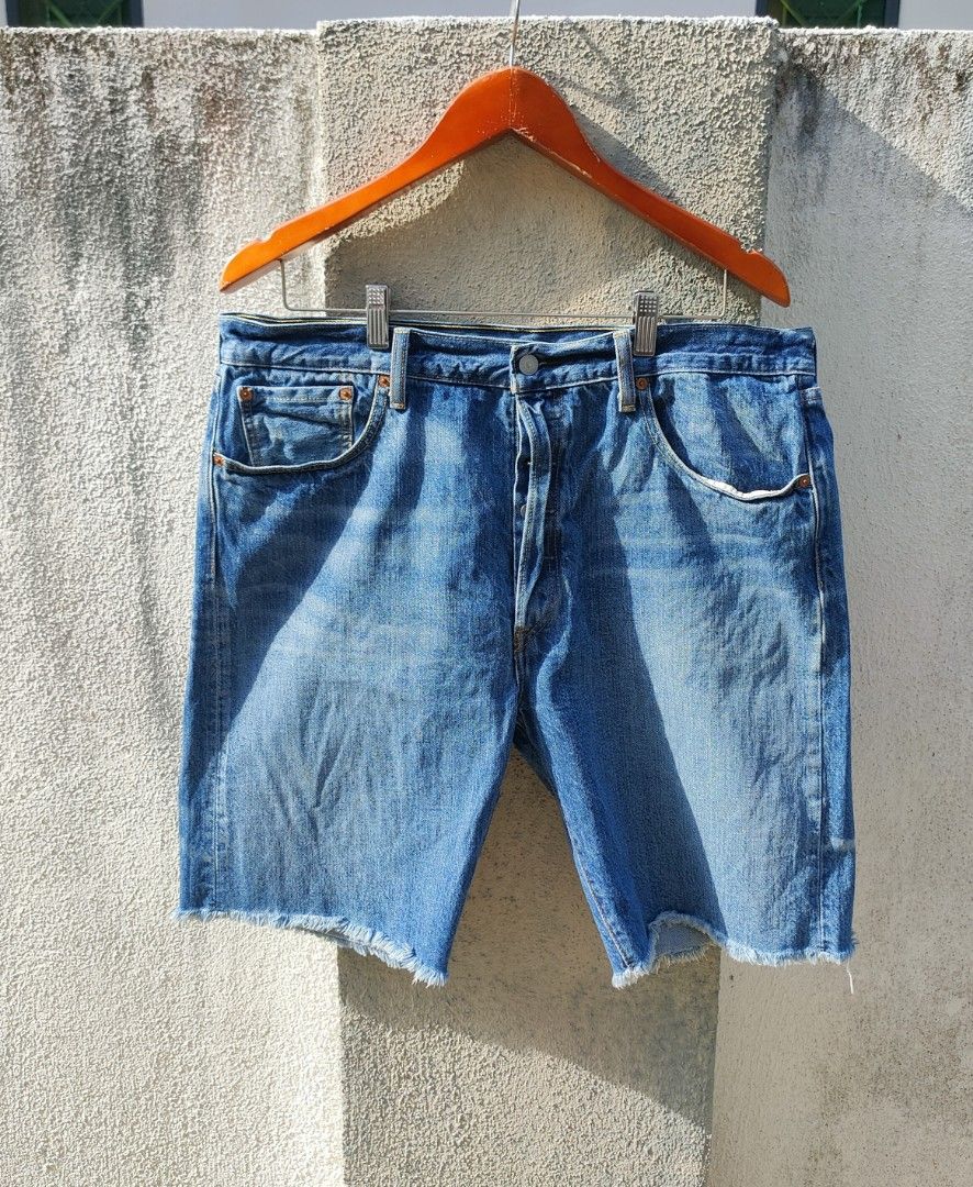 Levi's 501 ct shorts deals