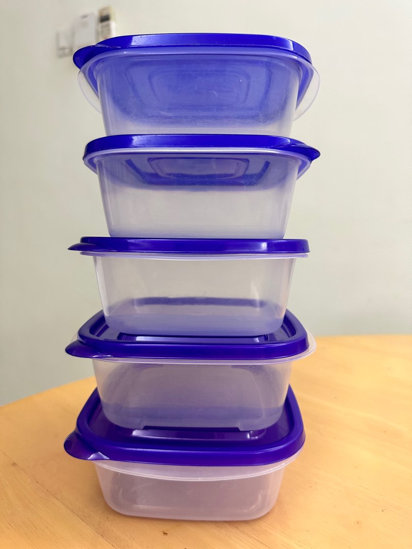 Lock & lock food container 610ml, Furniture & Home Living, Kitchenware