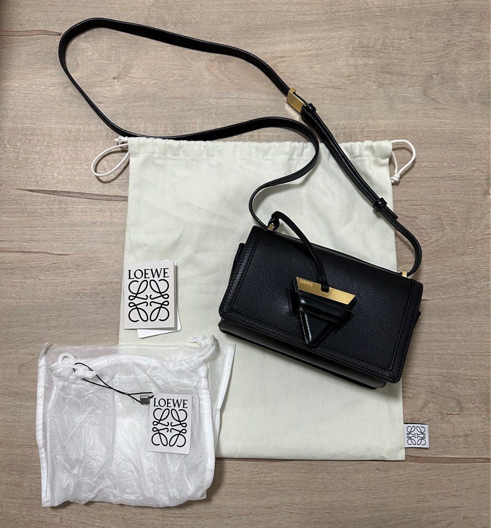 Loewe barcelona small leather shoulder bag on sale