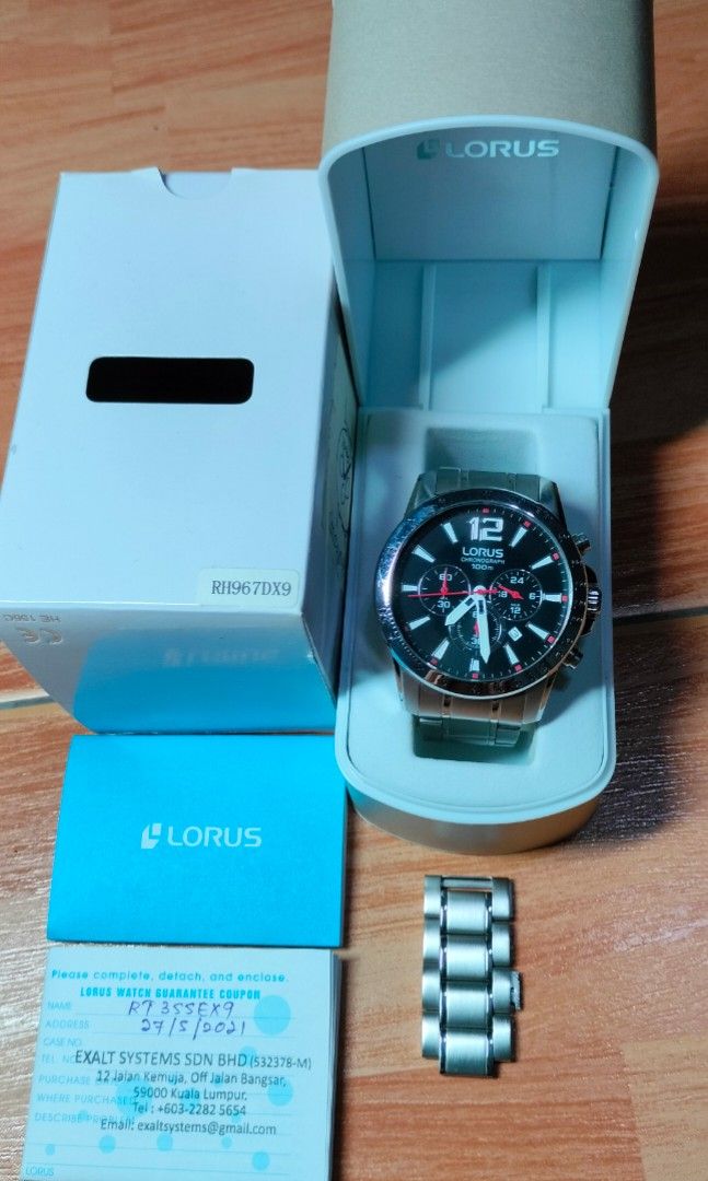 Lorus watch hot sale chronograph 100m
