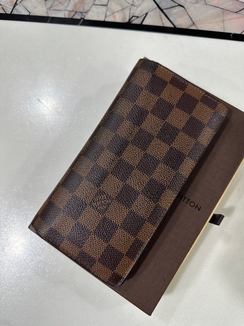 Louis Vuitton Brazza Wallet (Virgil Abloh Limited Edition), Luxury, Bags &  Wallets on Carousell