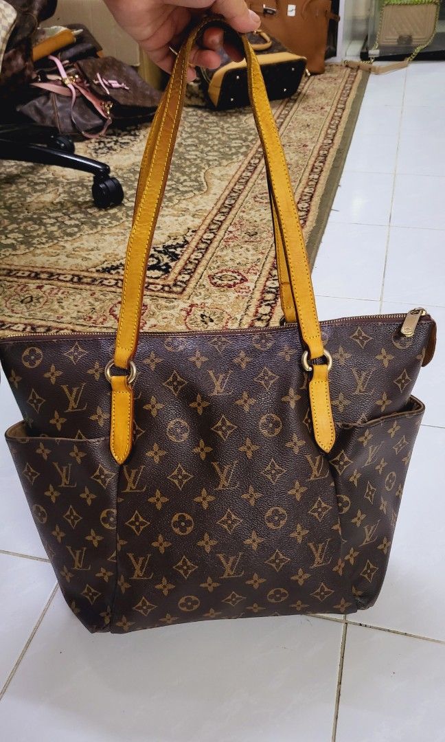 Louis Vuitton, Bags, Authentic Louis Vuitton Monogram Totally Pm Tote Bag  Brown