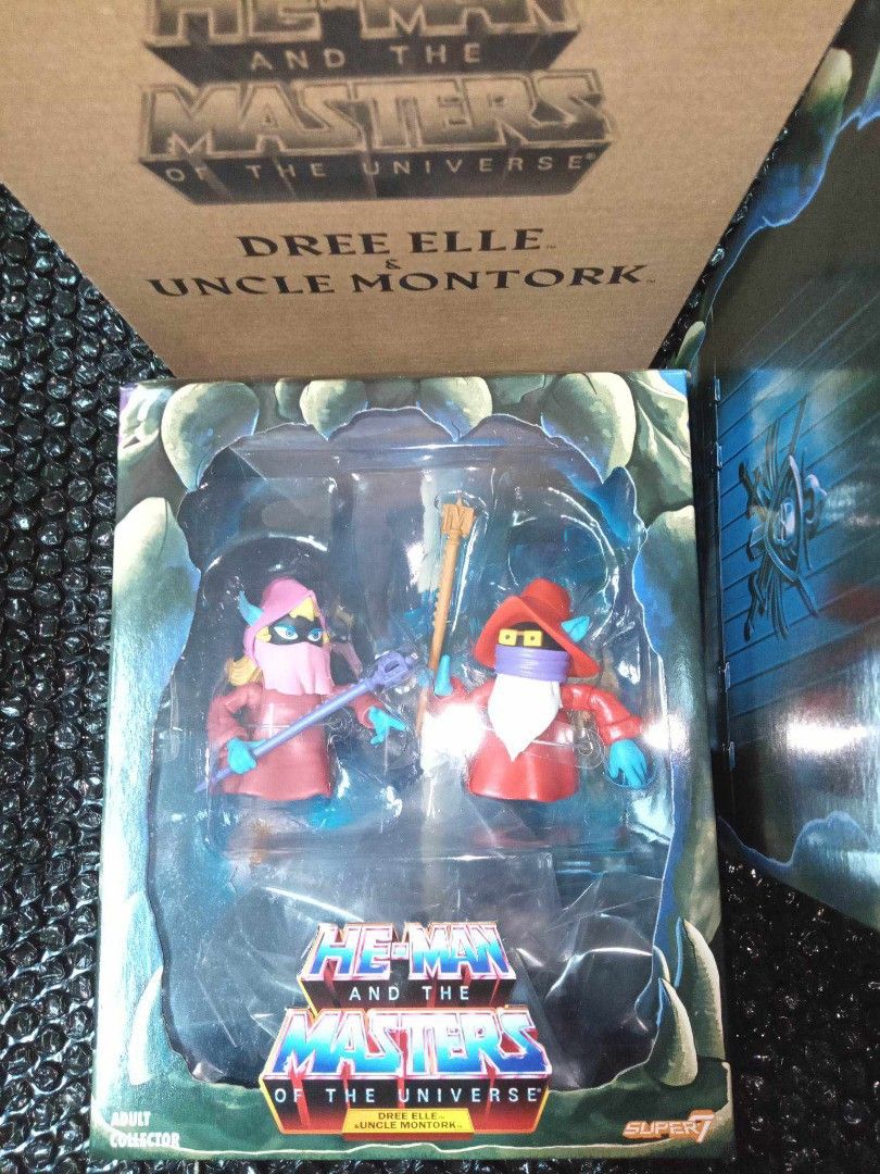 Masters of the Universe Super7 Uncle Montork & Dree Elle (Club Grayskull