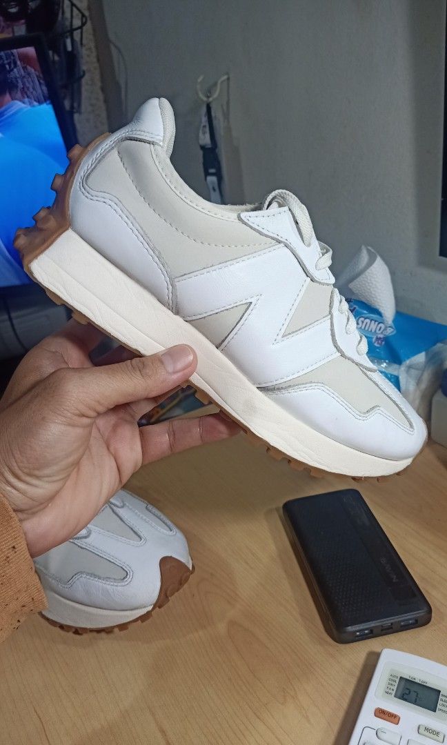 NEW BALANCE 327 WHITE MOONBEAM (UNBOXING/REVIEW/STYLING) 