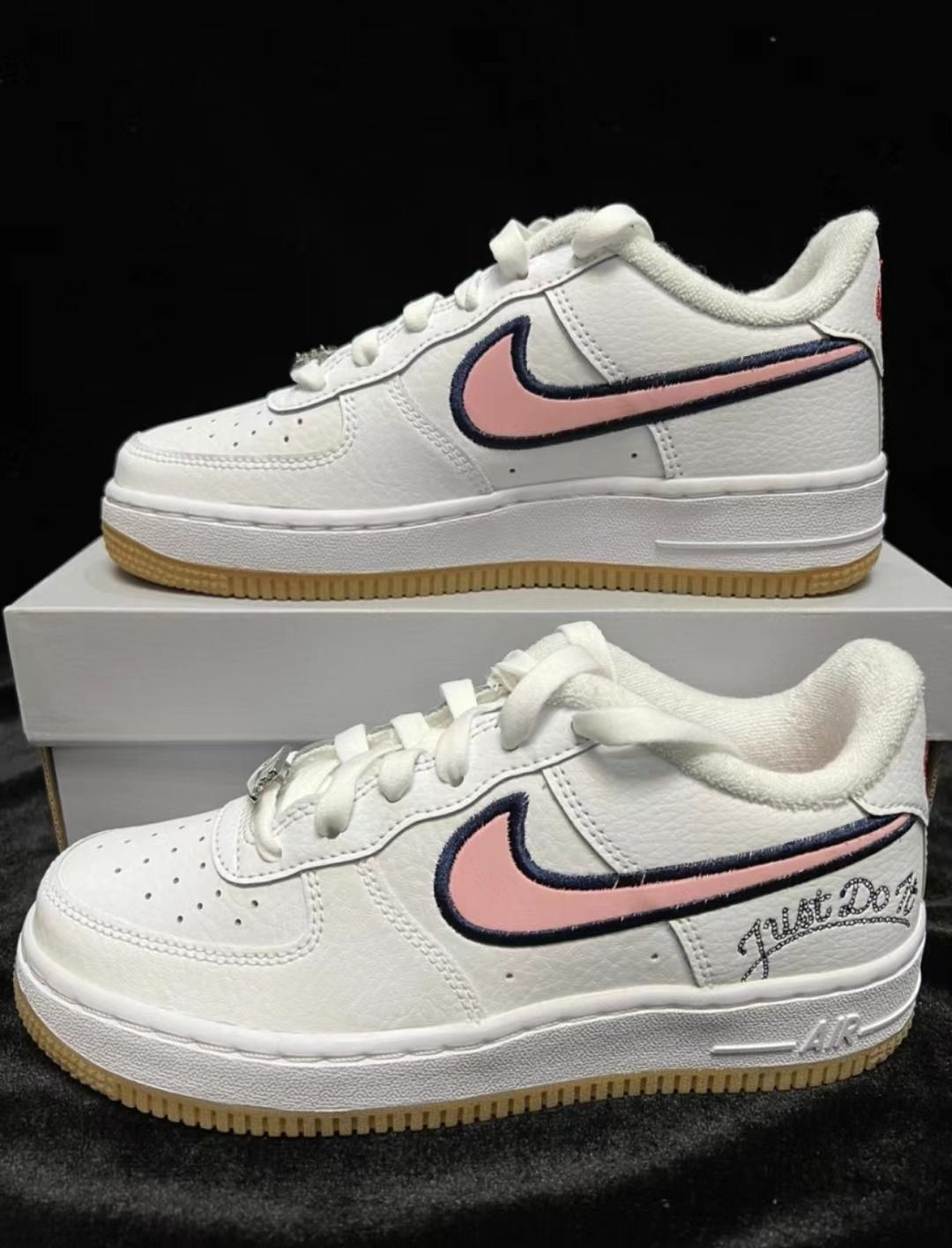 Af1 white outlet pink