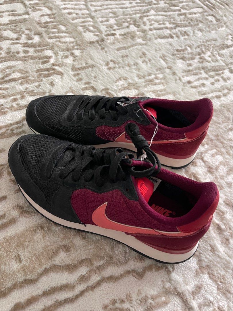 new nike shoes casual