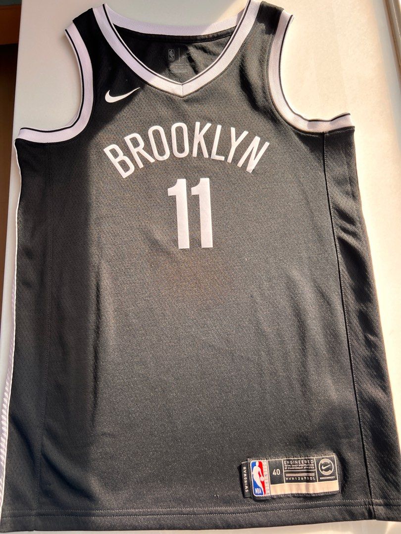 Kyrie irving swingman jersey small clearance