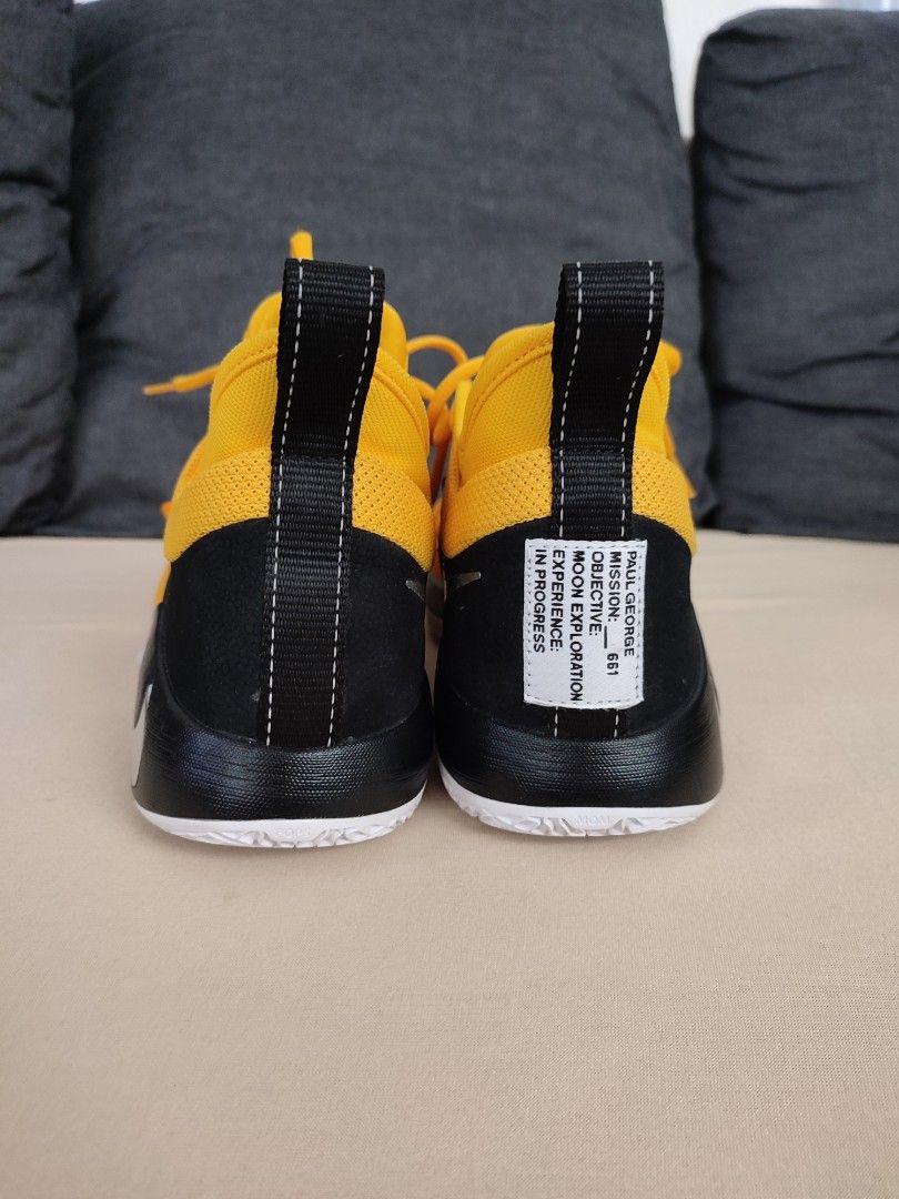 nike pg 2.5 moon exploration