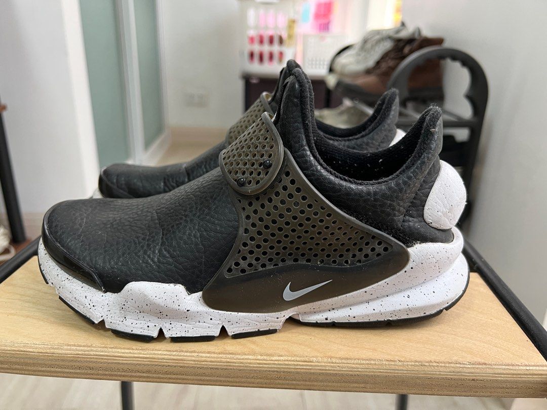 Nike sock dart leather top