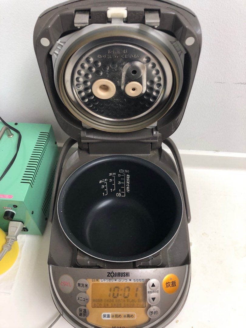 Nissyo Transformer voltage converter 1500W + Tiger electric grill