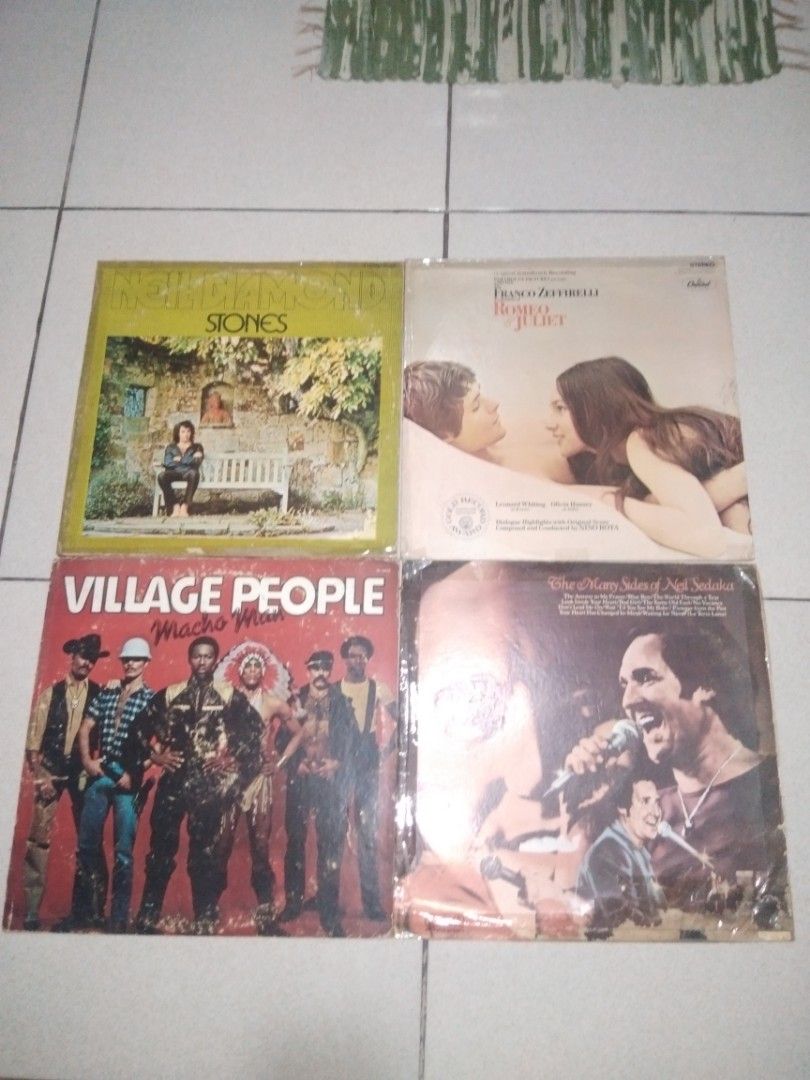 Oldies but goodies vinyl (Category: Vinyls) located in Pasig City. Submitted by letgo.ph (Listing ID 1248614816, Image 2). Description: Used LP's 33rpm albums price: 250 each or 5pcs for 1k Bawal sa maselan kasi segunda mano As is good condition lower your expectation meron few light hairlines, may punit or not so good na cover but readable naman, malinis walang molds at playable at walang deep scratch. Actual photos are posted Pm for inquiries a
