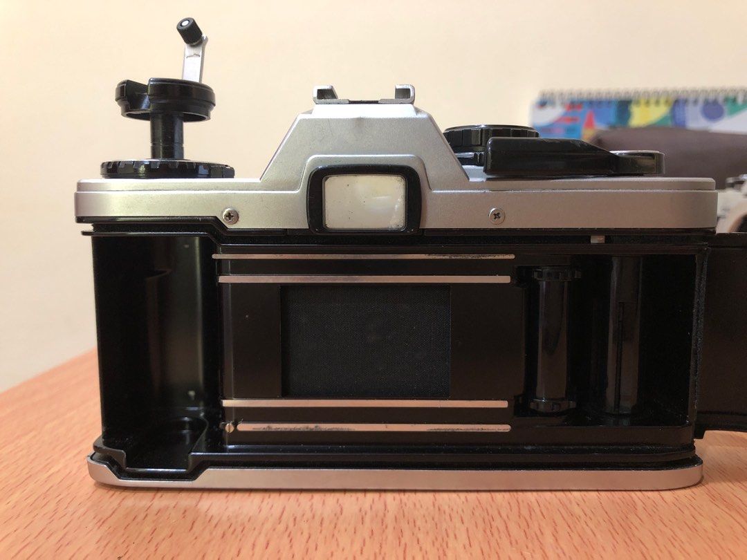 Olympus OM10 body only faulty light meter + Manual shutter speed