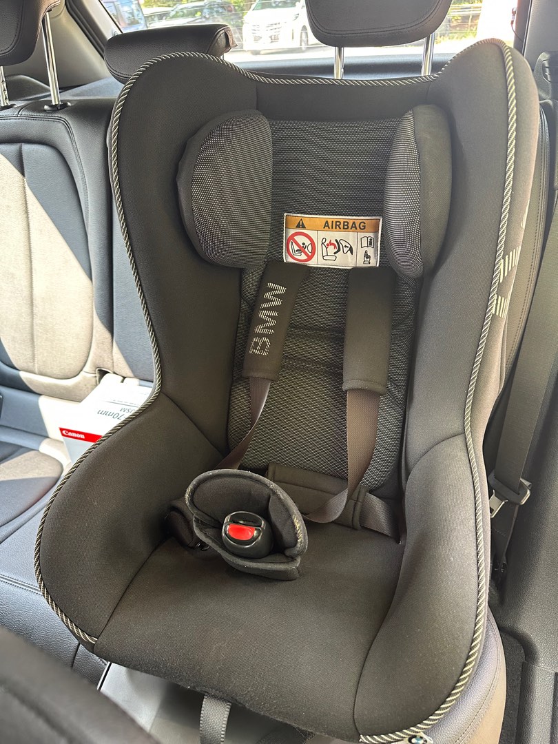 Original BMW toddler car seat with Isofix, up to 18kg, Babies & Kids, Going Out, Car Seats on