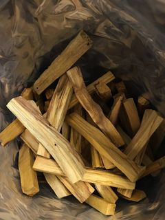 Palo Santo Wood for space smudging, natural Palo Santo Wood from Peru