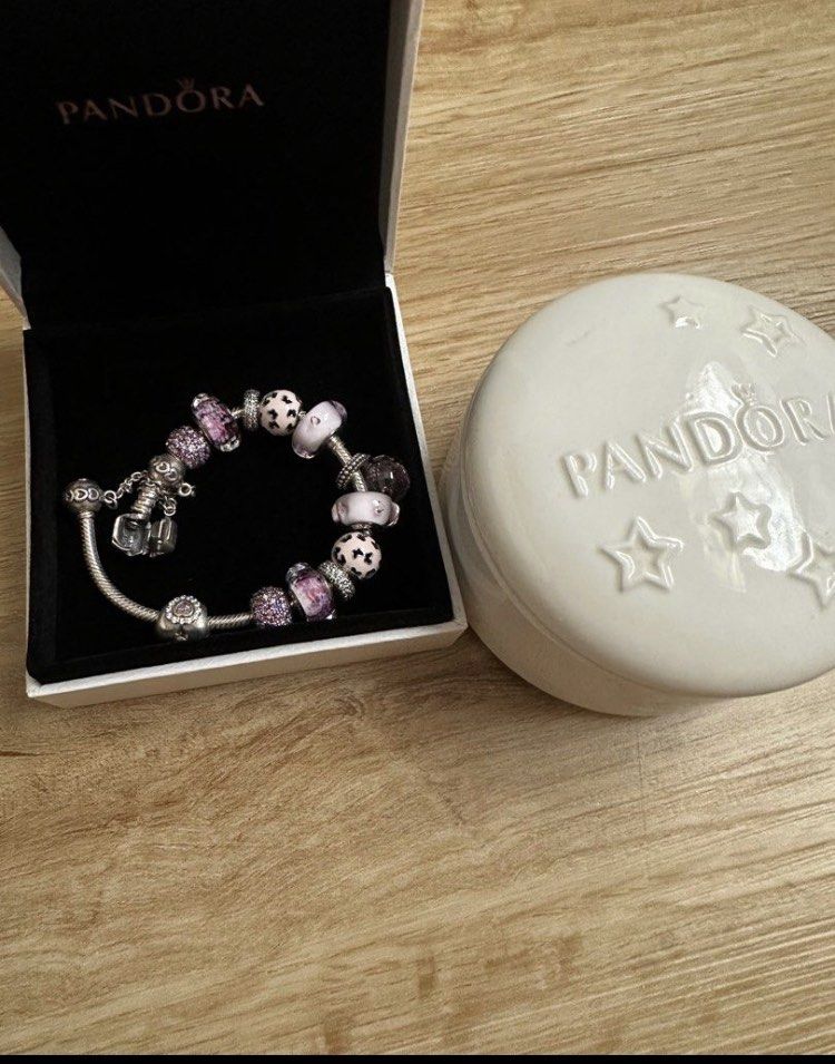 Pin by elisabeth rojas on joyeria,accesorios,moda | Pandora bracelet designs,  Pandora bracelet charms ideas, Pandora jewelry charms