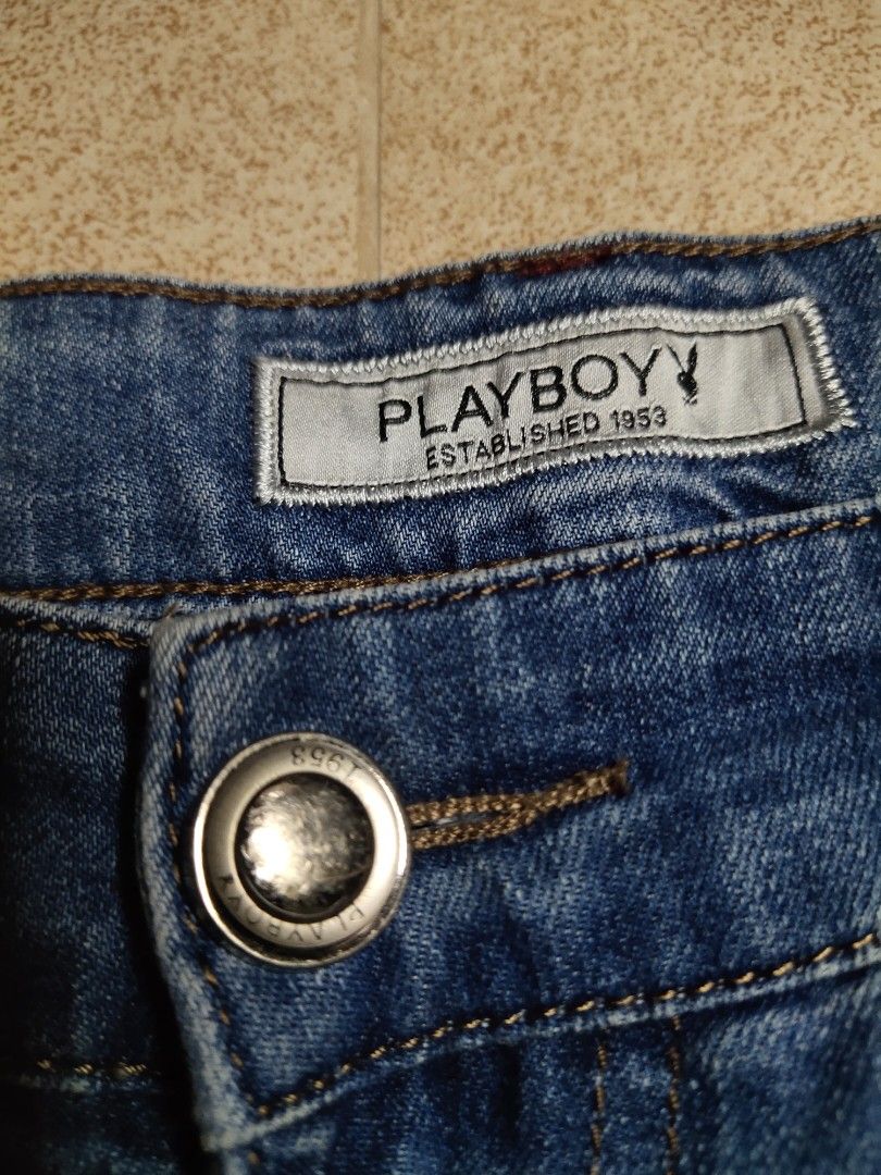 PLAYBOY DENIM PANTS (Category: Jeans) located in Gerona. Submitted by thrift_servers (Listing ID 1248633141, Image 3). Description: .