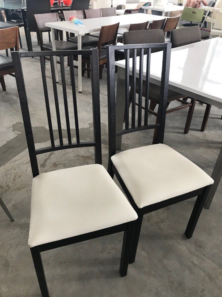 Preloved best sale dining chairs