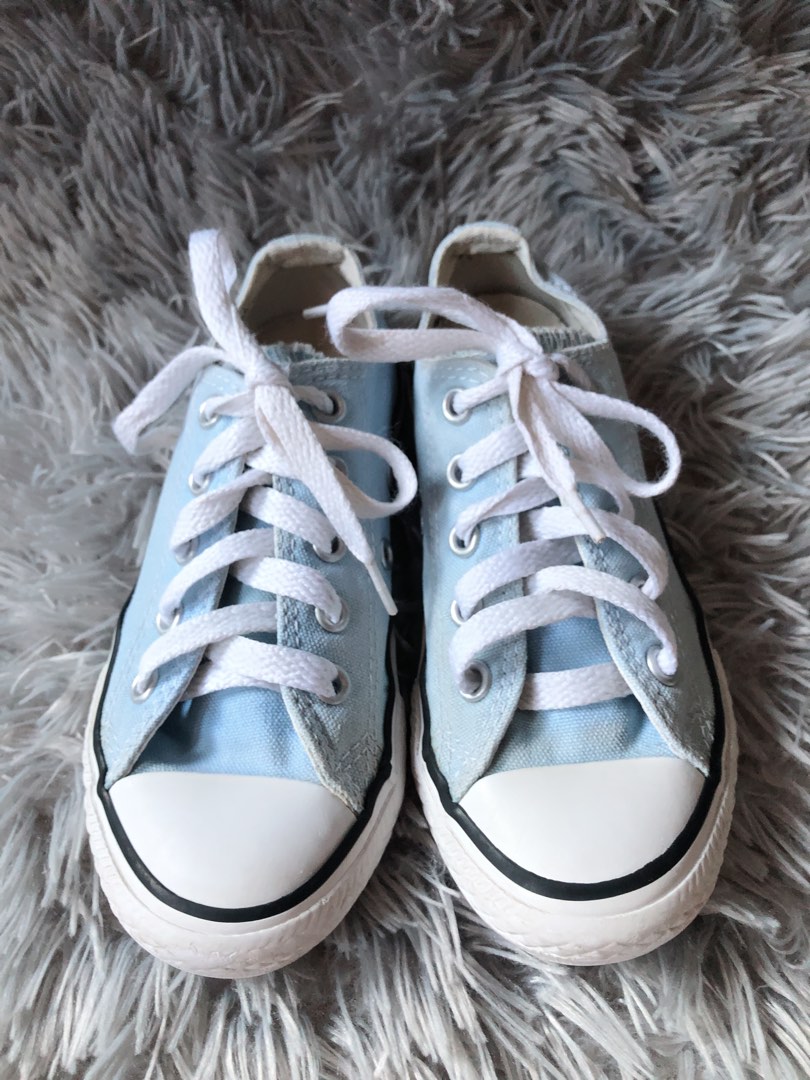 Light blue kids converse hot sale