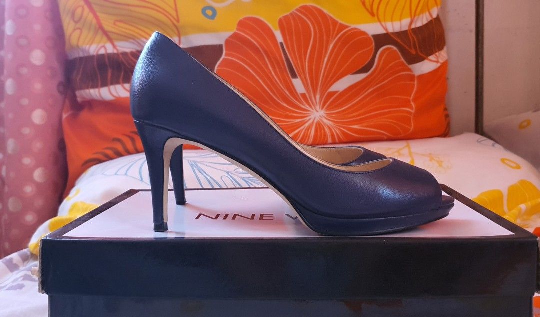 Nine west navy blue heels store