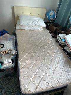 (Category: ) located in . Submitted by ralphine (Listing ID 1248536766, Image 1). Description: .