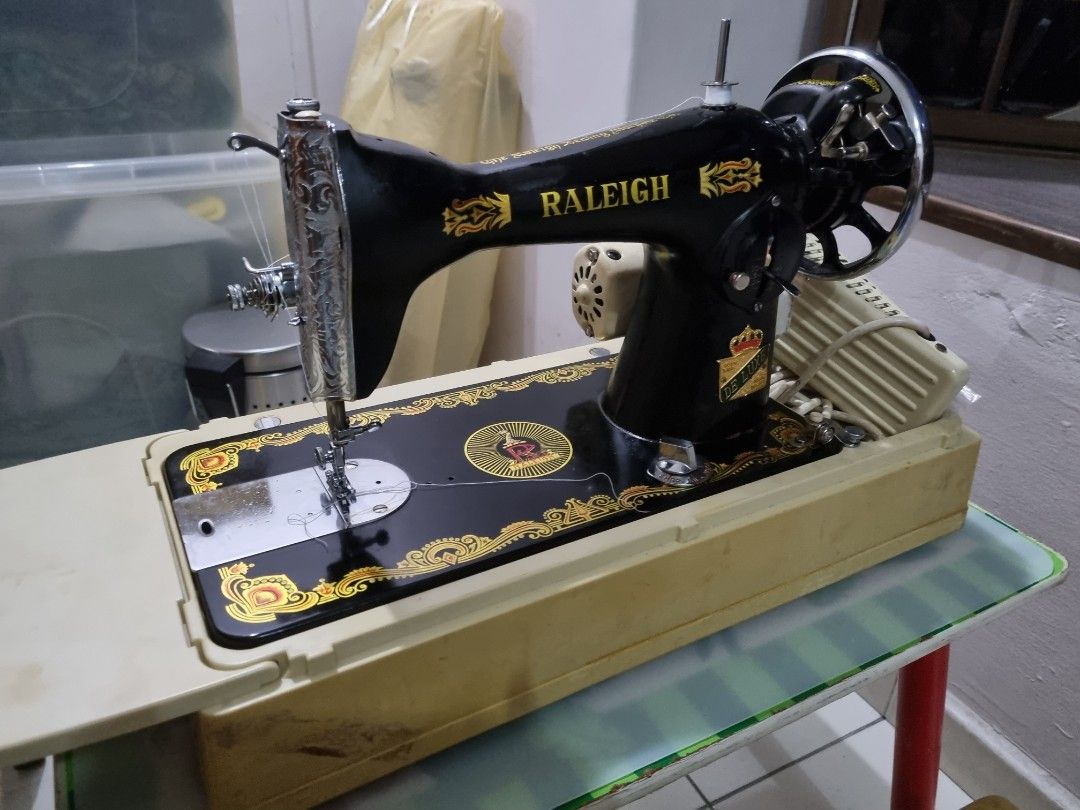 RALEIGH sewing machine with motor, TV & Home Appliances, Other Home