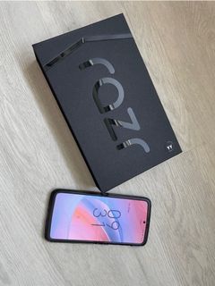 Razr 2022