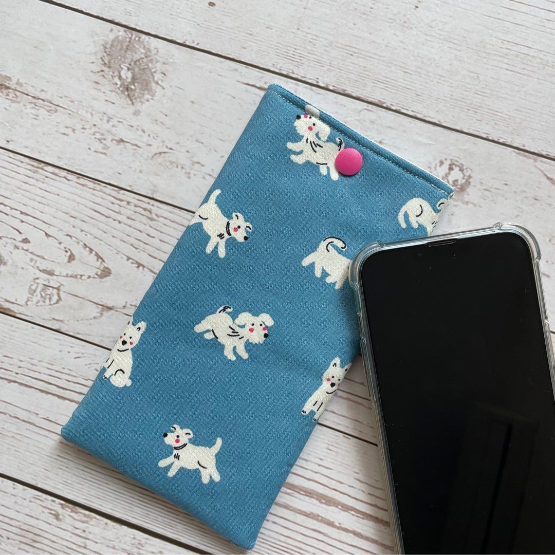 Handmade phone sales pouch