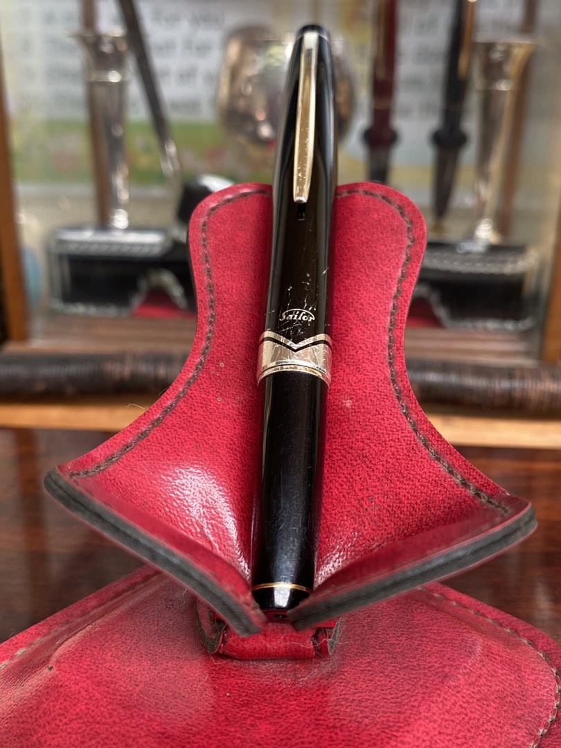 Sailor Fountain pen 18 Gold nib, Hobbies & Toys, Memorabilia