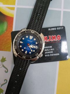 (Category: ) located in . Submitted by watchcheapo91 (Listing ID 1248569862, Image 1). Description: .