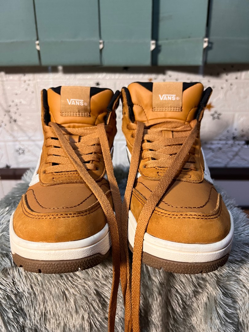 Sepatu Vans boots sneaker ladies size 36 shoes Fesyen Wanita Sepatu di Carousell
