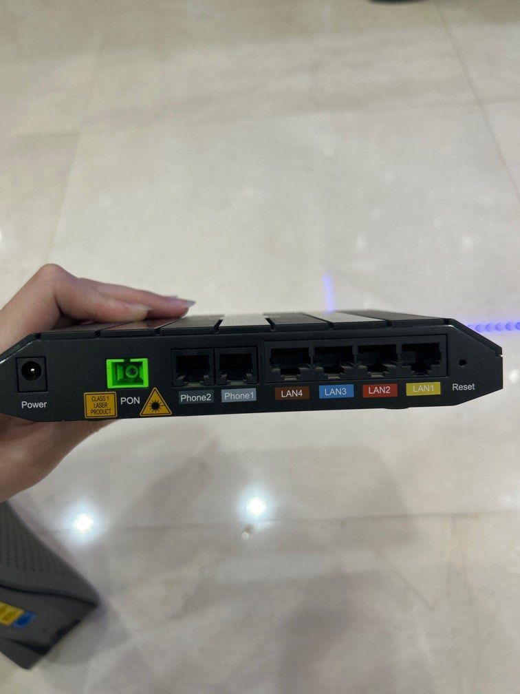 Singtel Router & Modem, Computers & Tech, Parts & Accessories