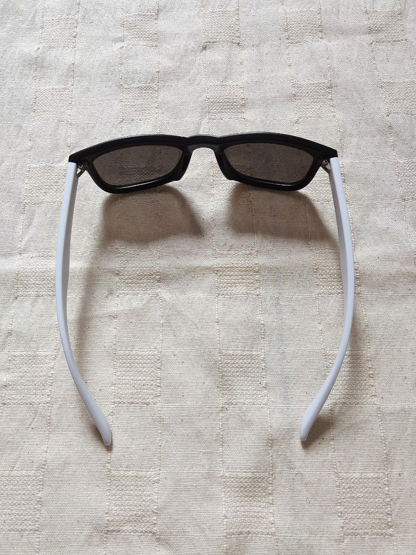 Sunglasses Fashion Black & White, Women's Fashion, Watches