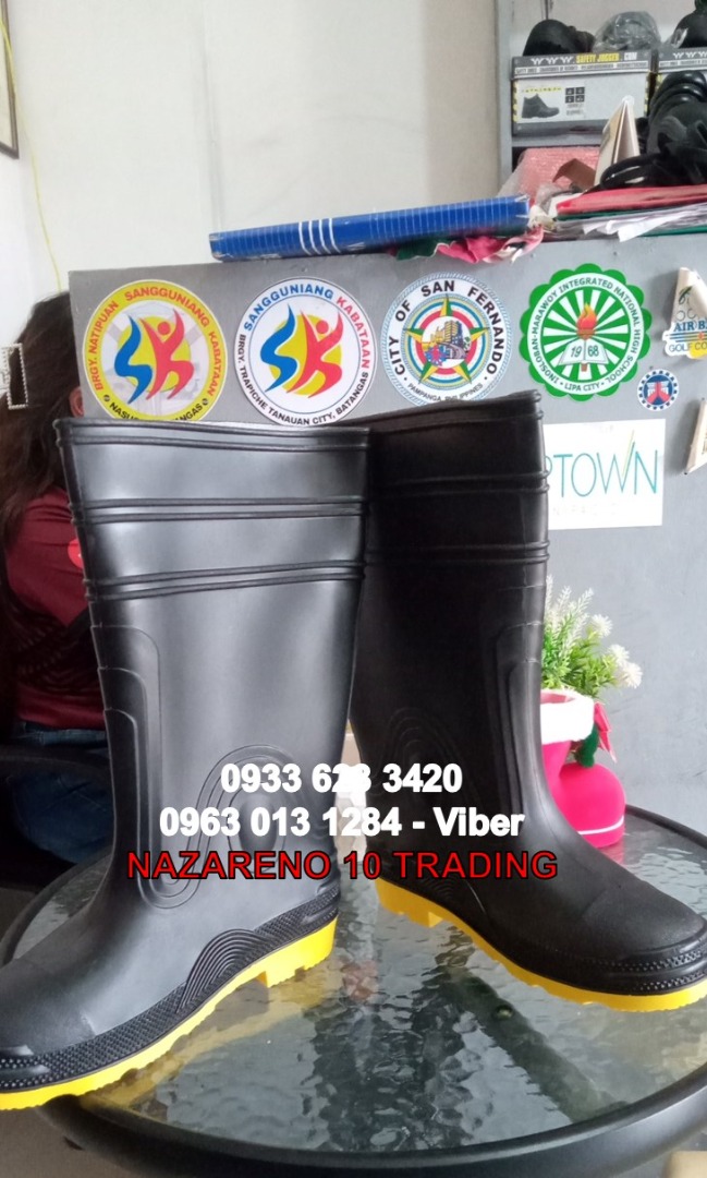 Super tuff on sale safety boots