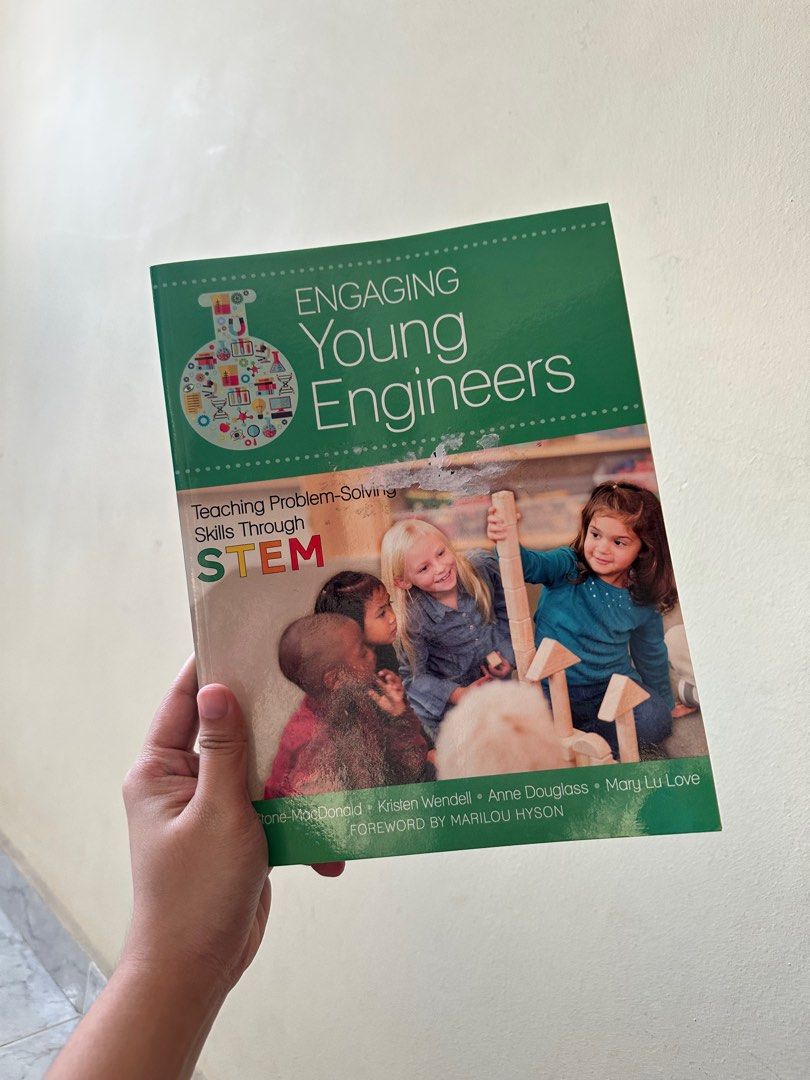 SUSS Textbooks (Early Childhood and Sociology), Hobbies & Toys, Books