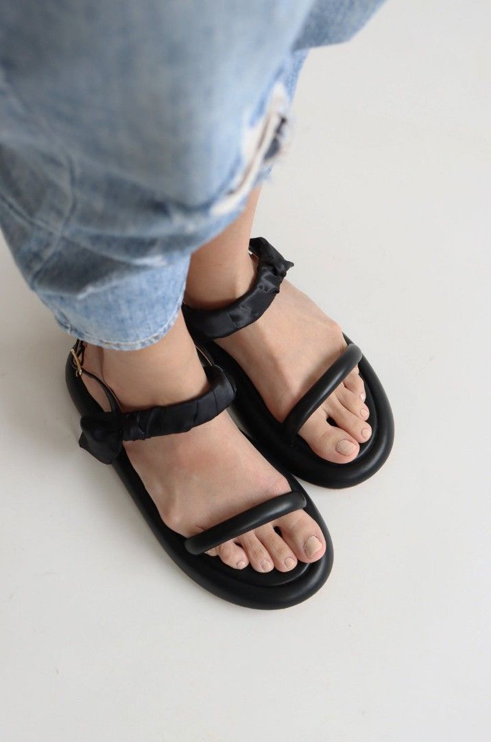 TAYLOR SCARFED FLATFORM SANDALS Women s Fashion Footwear Sandals on Carousell