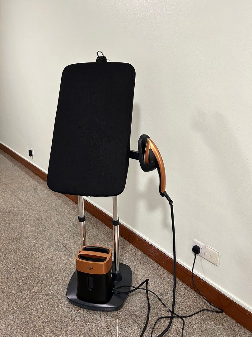 Tefal ixeo stand iron steamer, TV & Home Appliances, Irons & Steamers