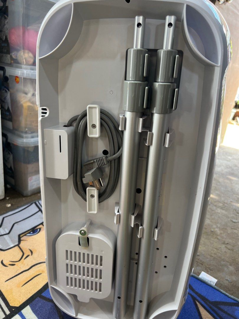 TIJUMP ELECTRIC CLOTHES DRYER, Furniture & Home Living, Cleaning